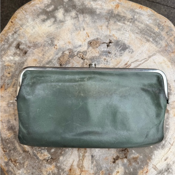 Hobo Wallet - Picture 1 of 8